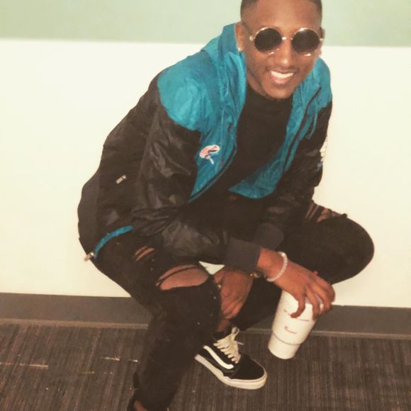 Meet your Posher, Sean - Picture 1 of 1